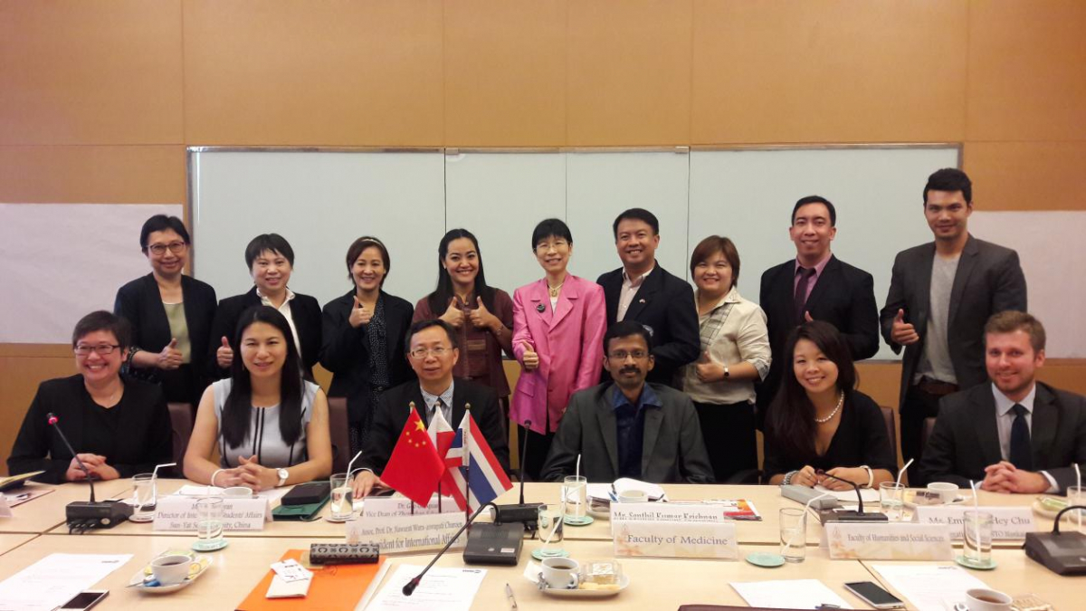 Williamhill中文代表团赴泰国高校交流访问并举行MBBS招生巡回宣讲