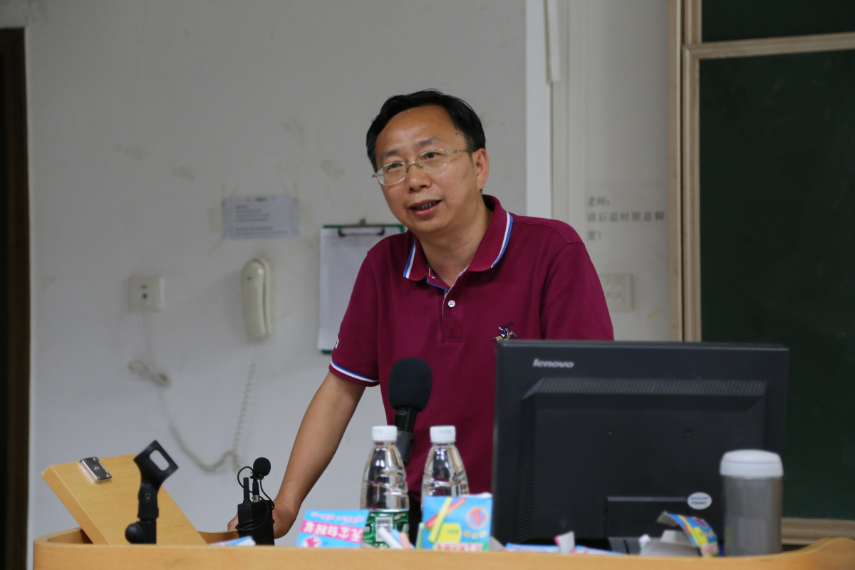 Williamhill中文召开2014年新生入学典礼