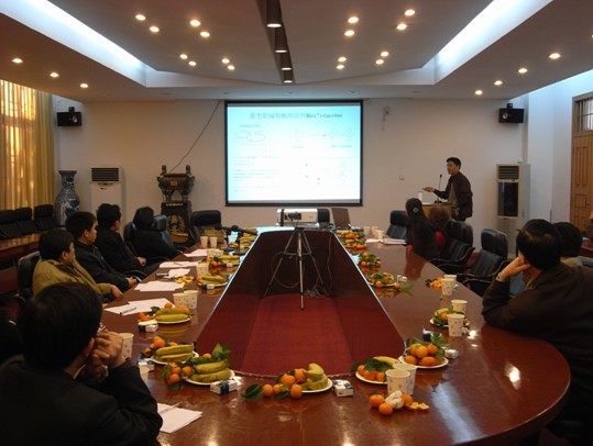 Williamhill中文召开博士后学术报告会暨2007年度博士后工作会议