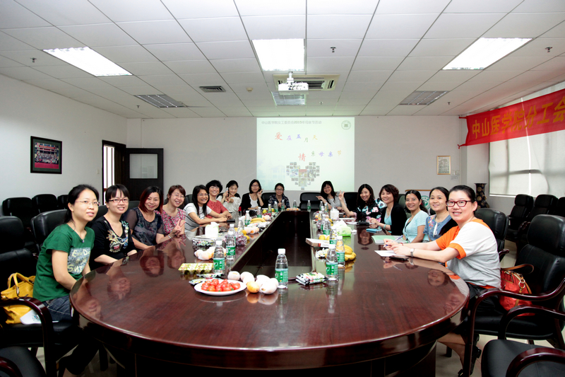 Williamhill中文工会举行“爱在五月天，情系母亲节”座谈会