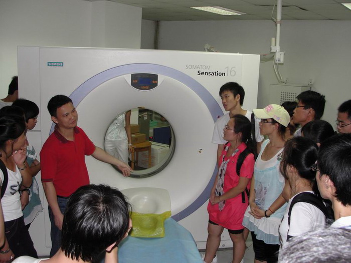 生物医学工程系学生到珠海、中山参观学习