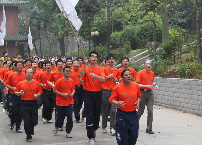 我院代表队荣获 2010年迎亚运春季环校长跑“优胜团队奖”