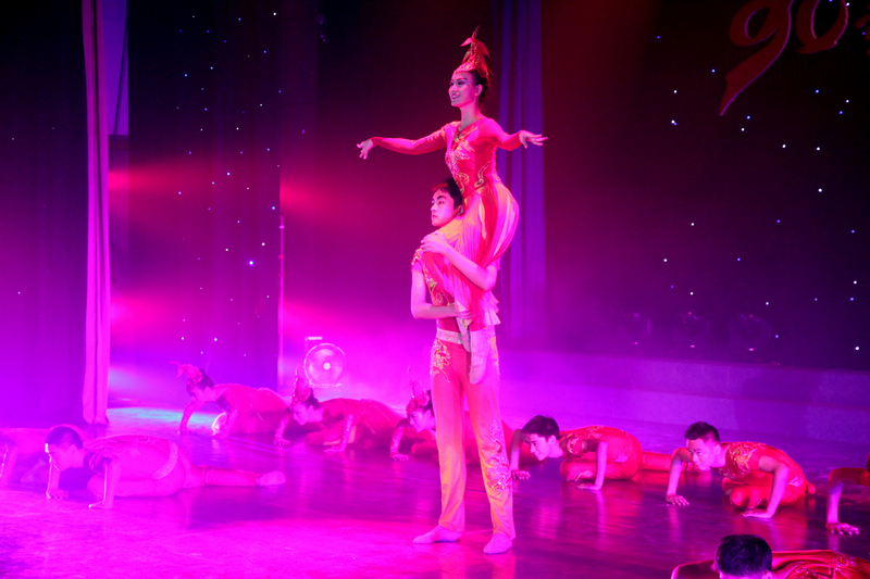 我院舞蹈队荣获william威廉英国90周年校庆舞蹈比赛特等奖