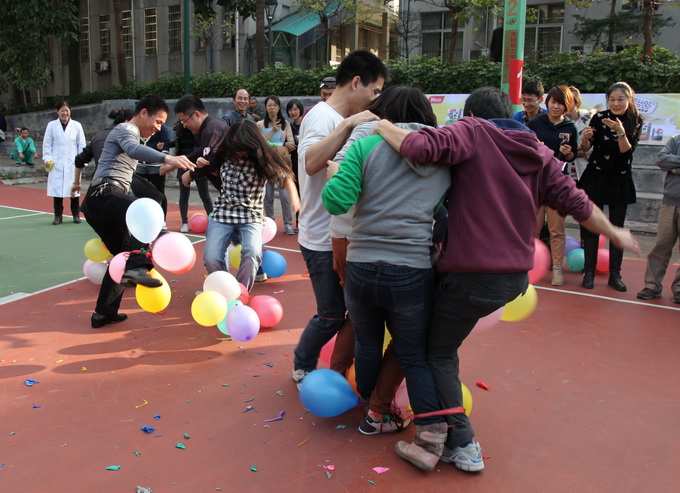 我院举行“第二届教工嘉年华”活动