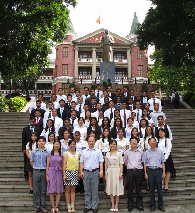 我院首届临床医学专业（MBBS）留学生毕业