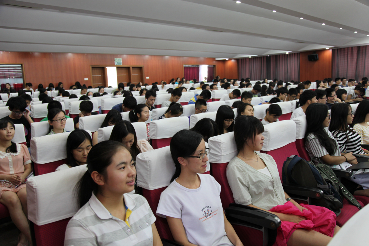 Williamhill中文与社会学与人类学学院共建医学人文教研室成立仪式暨william威廉英国文理医融合大讲堂举行