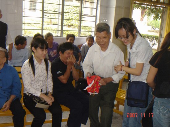 “洒向角落的阳光”――再入广州麻风康复村