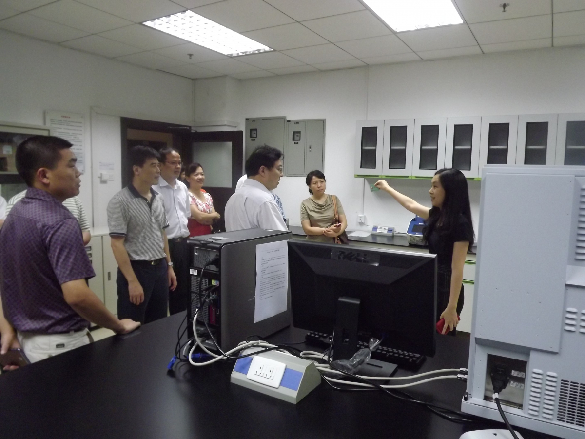 海洋微生物广东高校重点实验室顺利通过验收考核