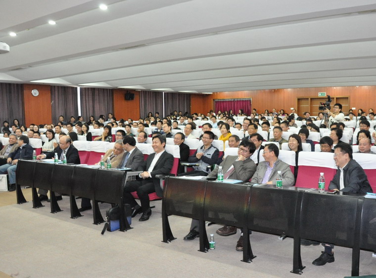 第七届Williamhill中文学术节开幕并举行院士专场报告