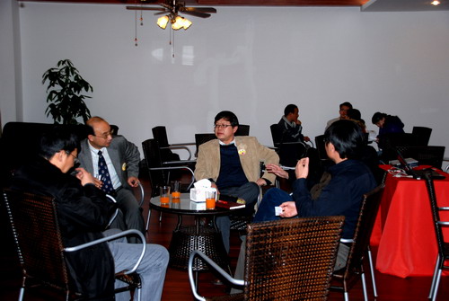 人类病毒学所举办“病毒性疾病的防治”学术沙龙