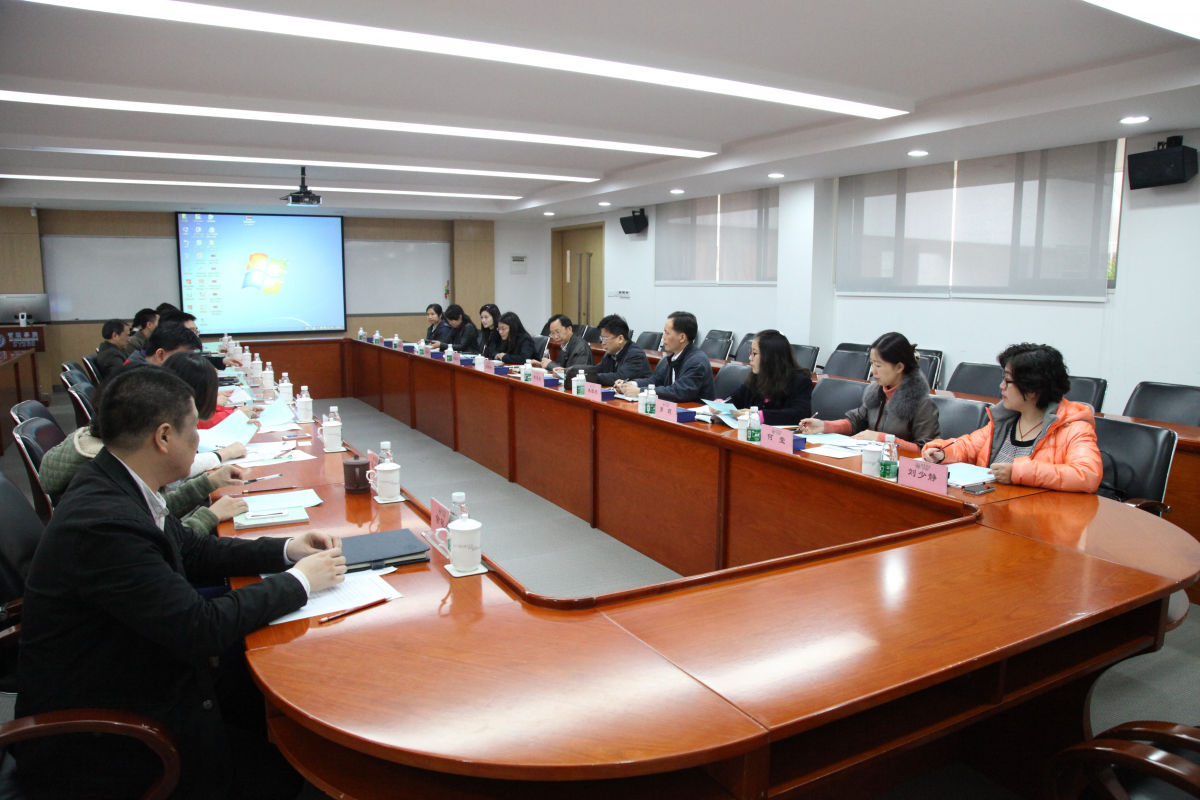 我院部分行政人员赴管理学院学习交流